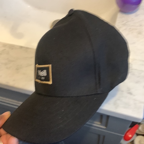 O’Neill hat - Picture 2 of 7